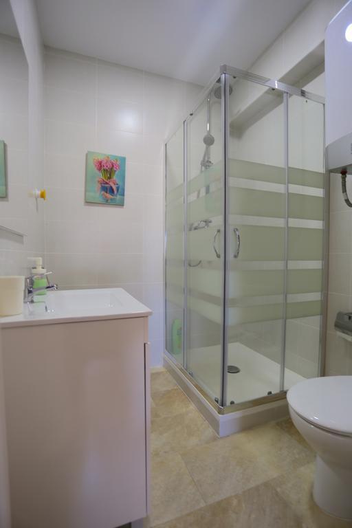 Larios Centro Las Flores Apartment Malaga Ngoại thất bức ảnh