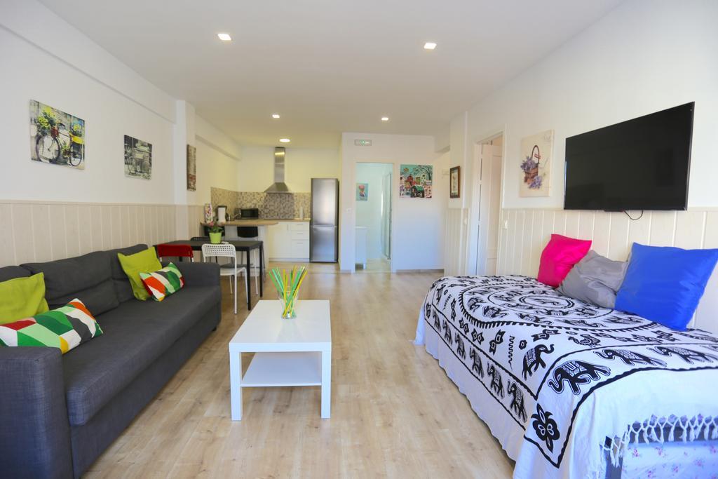 Larios Centro Las Flores Apartment Malaga Ngoại thất bức ảnh